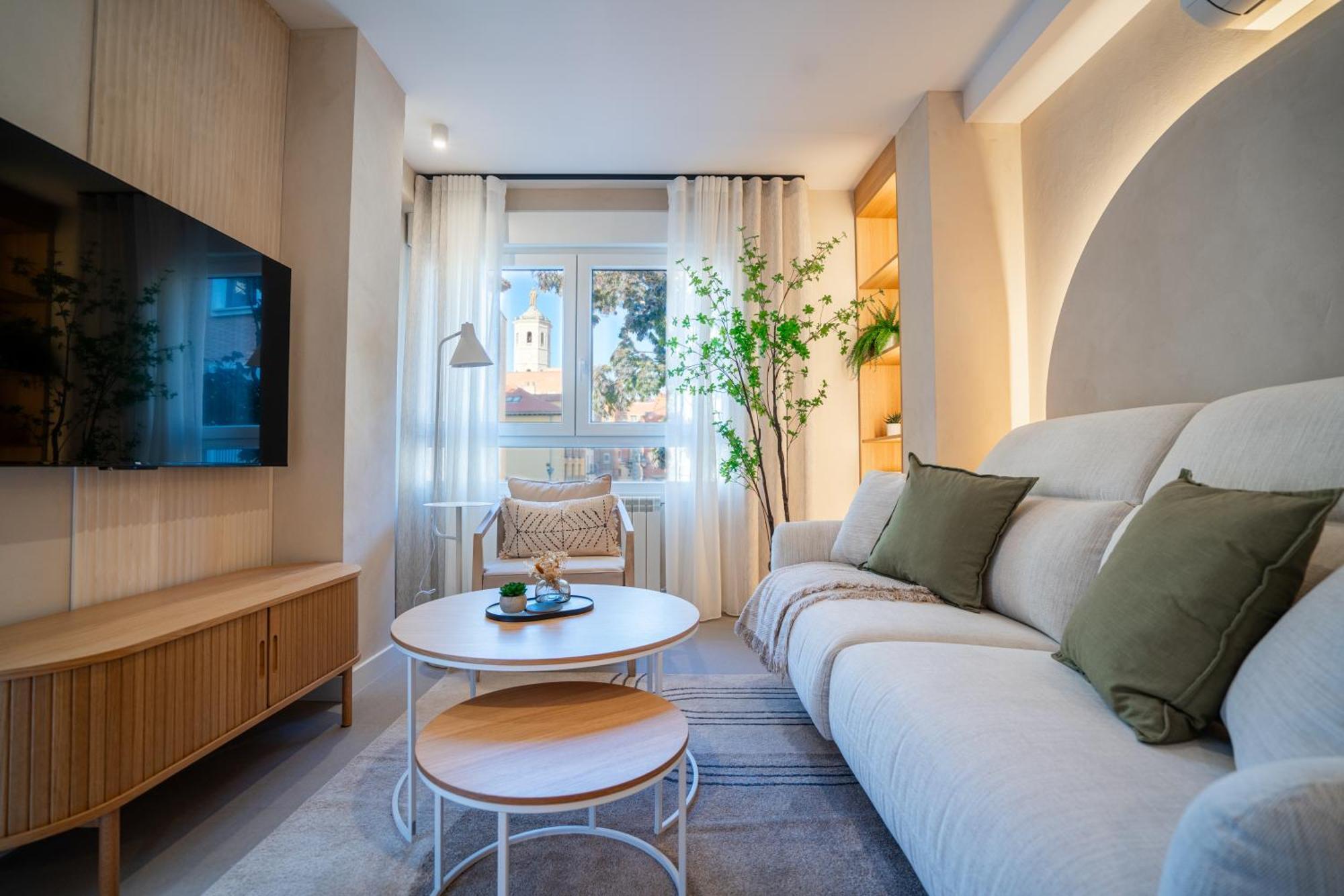 Wow Apartamentos Valladolid Kültér fotó